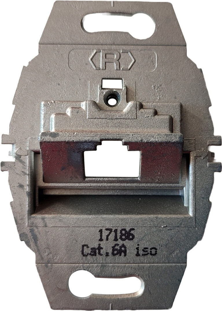 KDJ Webdesign, le blog » Comment monter une prise réseau RJ45 Jung