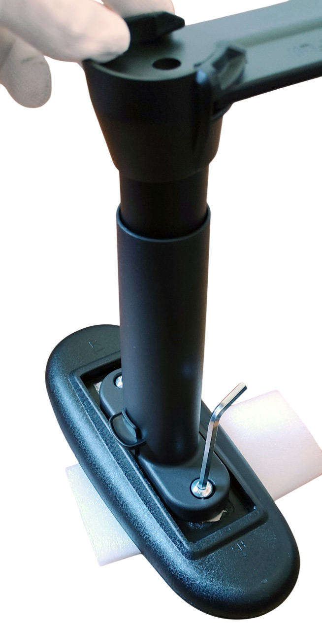 Assemblage des accoudoirs