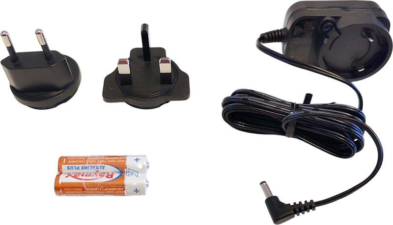 Câble d'alimentation et 2 piles