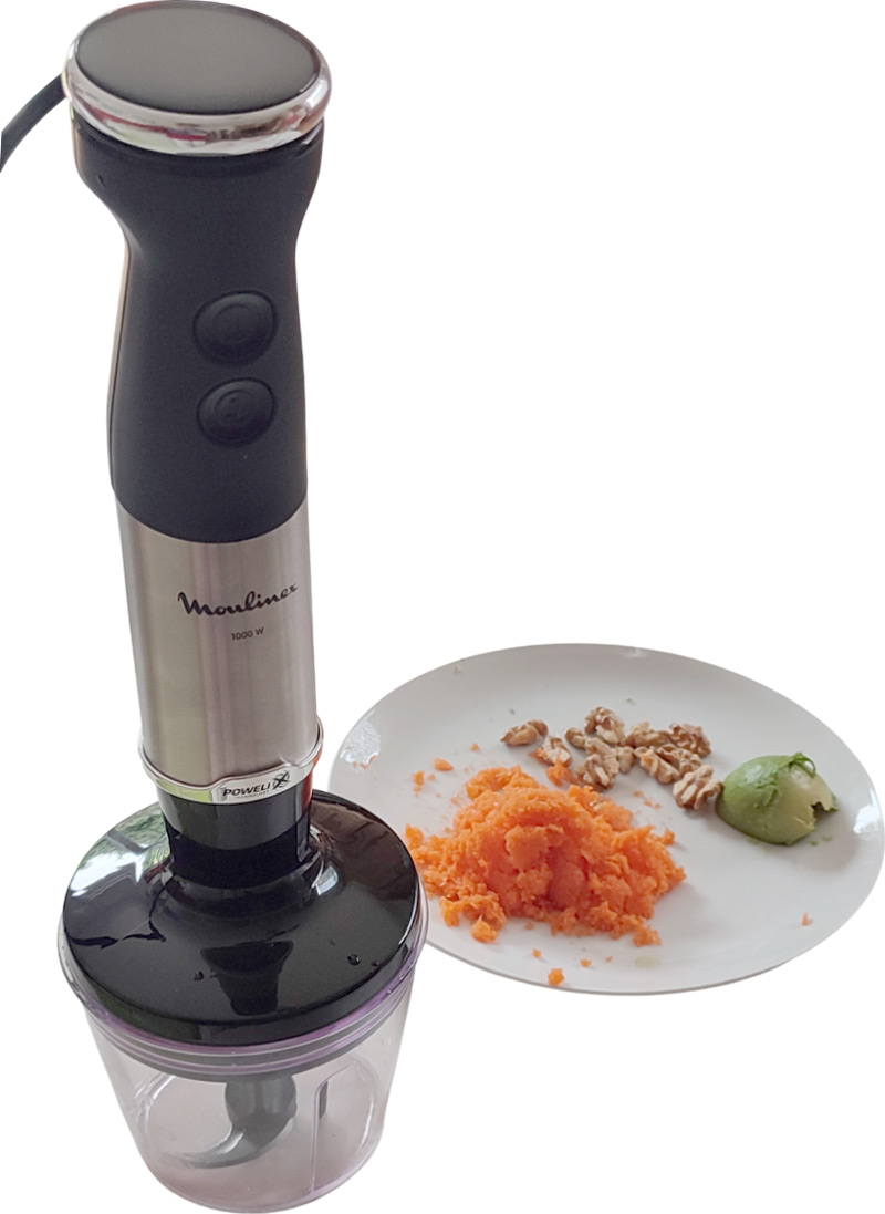 Moteur et hachoir avec le résultat