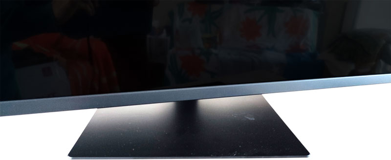 Pied rotatif de la télé