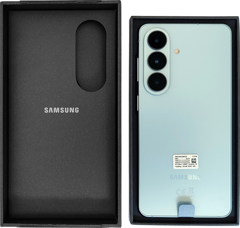 Samsung Galaxy S26 dans sa boîte