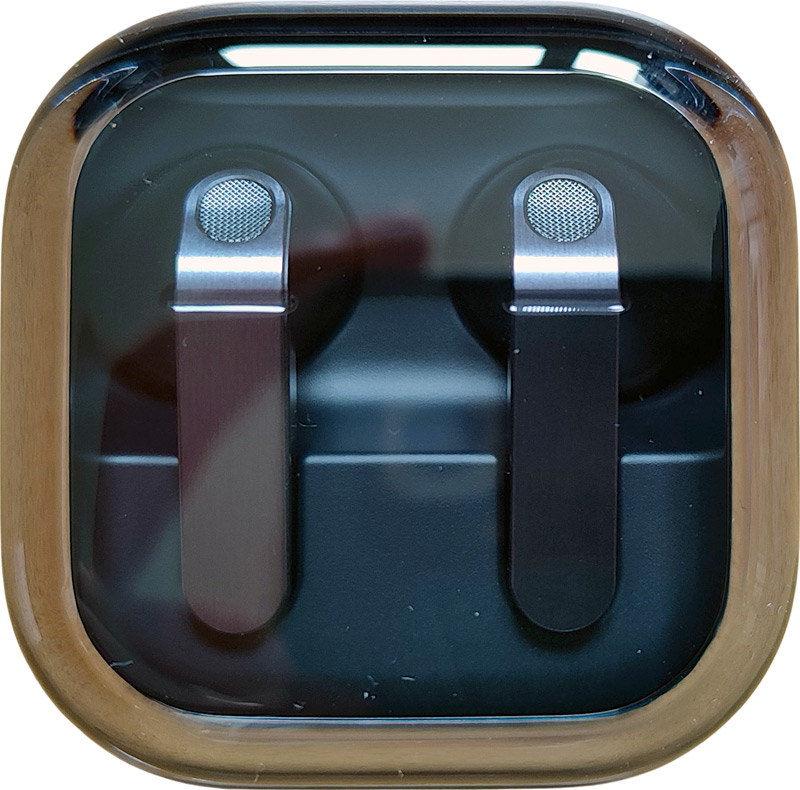 Samsung Galaxy Buds 4 - Buds dans leur boîtier